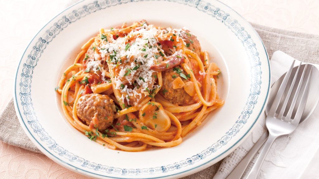 【Easy Italian dish using fresh ingredients】Linguine with tomato cream sauce