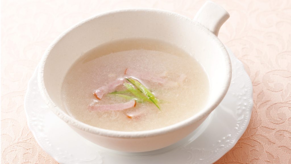 【Easy Italian dish using fresh ingredients】Thick turnip soup